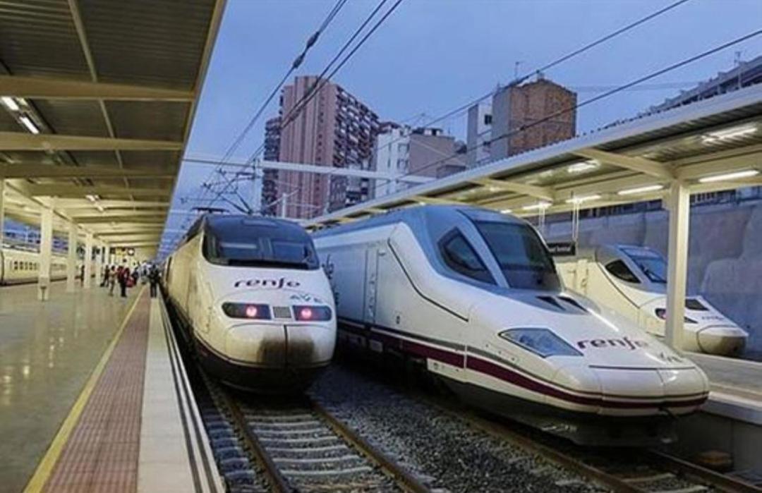 The Train Office Estudio 01 Alicante Dış mekan fotoğraf